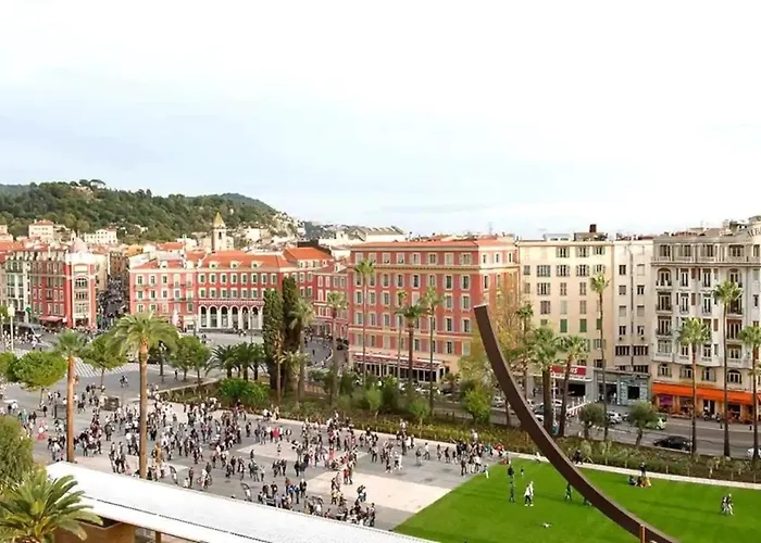 Feel Home - France 15